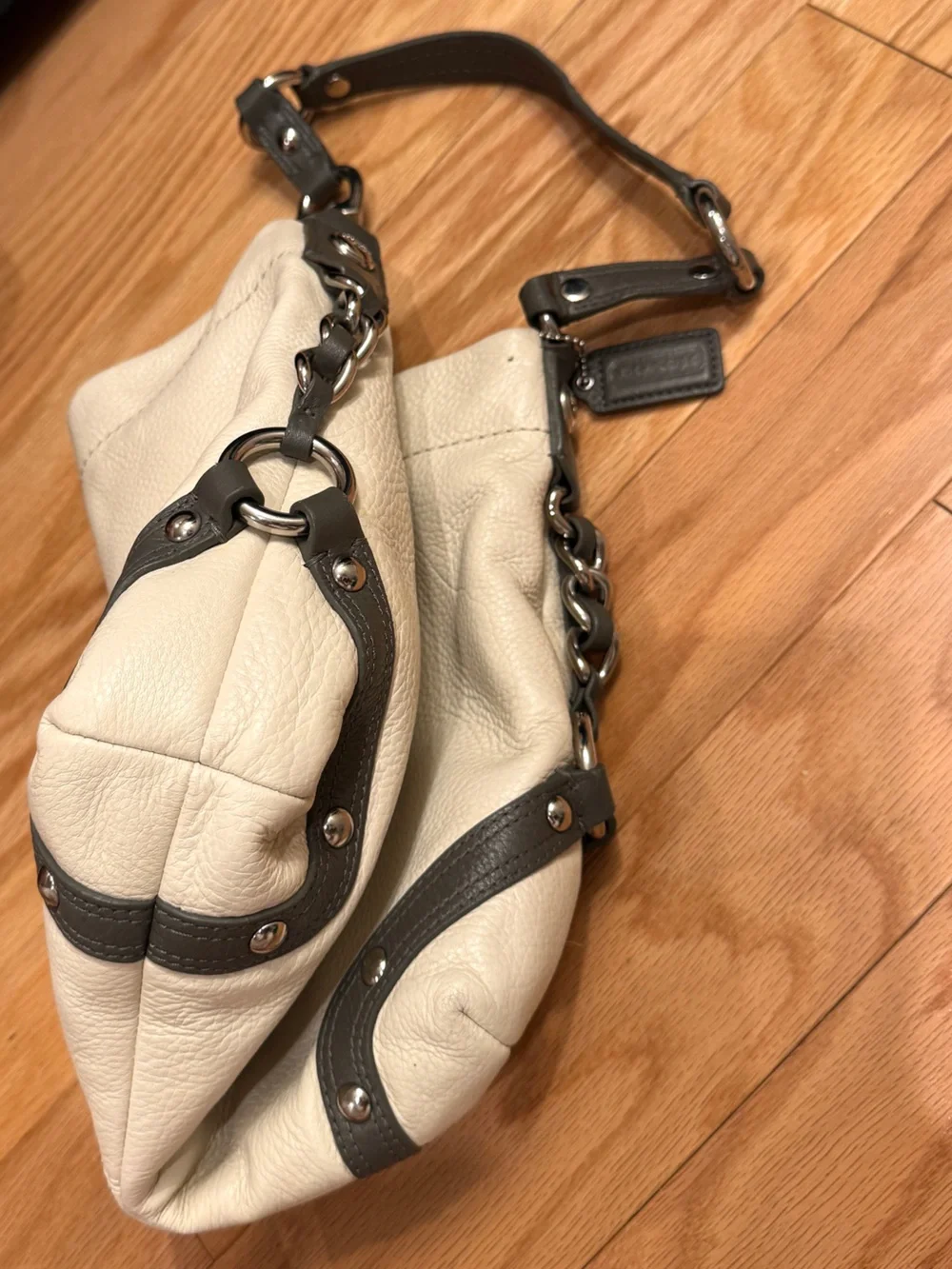COACH VTG Carly L1073-F15251 Medium hobo Cream + Grey Trim + Silver Hardware Y2K